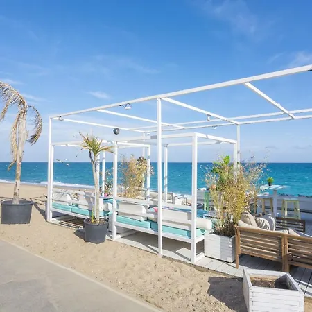Homeholidaysrentals Snow - Costa Barcelona Pineda de Mar